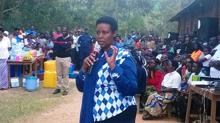 Minisitiri Gasinzigwa yasabye inzego zose gufatanya mu rugamba rwo kurandura burundu imirire mibi n'isuku nke.