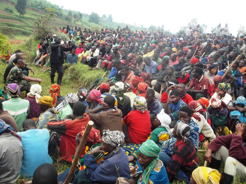 Minisitiri Kamanzi yasabye abaturage gukomeza ubufatanye kuko butuma bagera ku bikorwa binini umwe atakwishoboza.