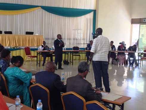 Minisitiri Nsengimana niwe watanze ikiganiro asobanura gahunda ya Ndi Umunyarwanda.