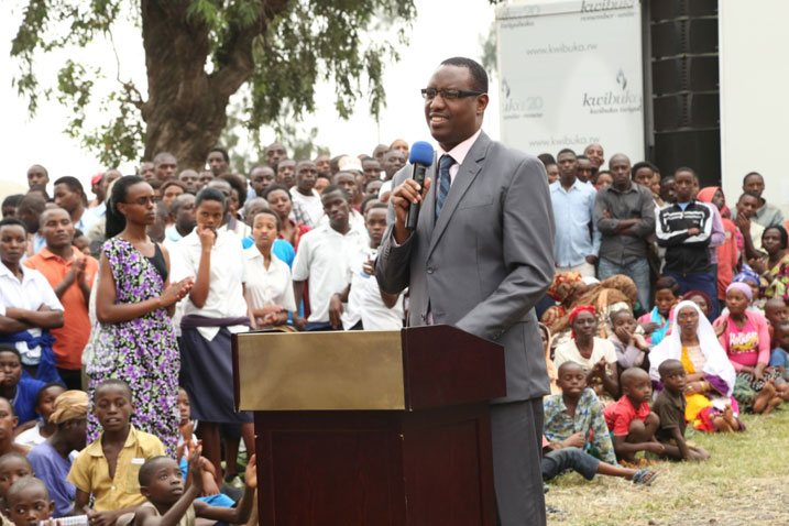 Minisitiri Portais Mitali yasabye ko ababonye uko Jenoside yagenze batanga amakuru.