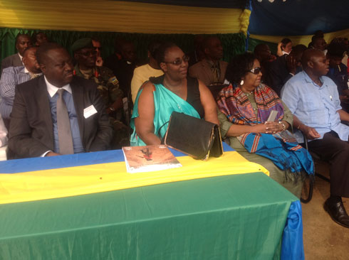 Minisitiri Richard Muyej Mangez, Minisitiri Mukantabana Seraphine, Umuyobozi wa UNHCR Neimah Warsame.