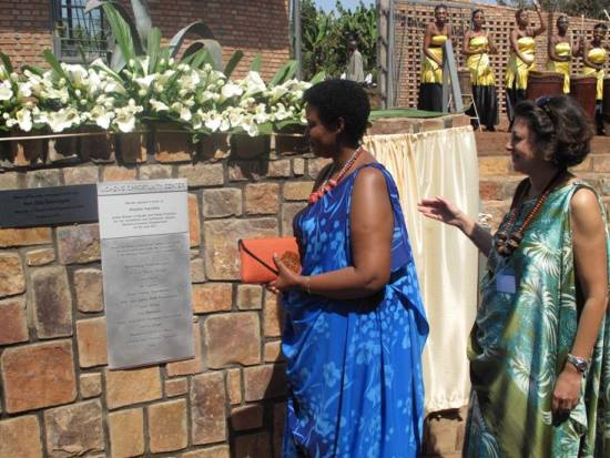 Minisitiri Gasinzigwa afungura Women