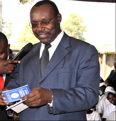 Minisitiri Kanimba yerekwa agatabo k