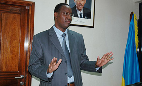 Minisitiri Mitali ati ntabwo twakomezanya na Micho.