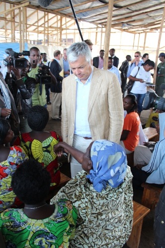 Minisitiri Reynders aganira n