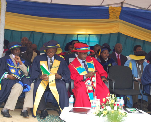 Minisitiri w'Uburezi asanga ubumenyi butangwa bukwiye kujyana n'indangagaciro nyarwanda.