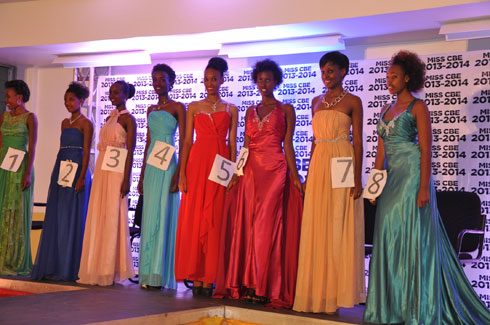 Abahaniraga kuvamo Nyampinga wa CEB 2013-2014.