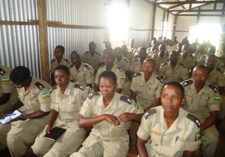 Mu ba-Ofisiye b'abacungagereza 41 basoje amahugurwa, harimo ab'igitsina gore 5.