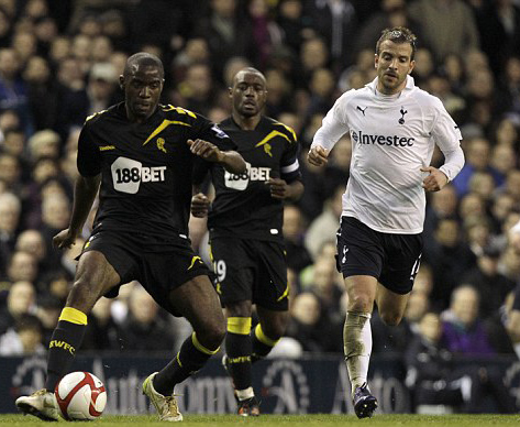 Muamba ku mupira mbere yo kugwa