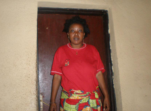 Mu ijoro rishyira tariki 25/04/2012 abajura bari bagiye kwiba mu rugo kwa Muhutukazi Mediatrice uzwi ku izina rya Kankwanzi