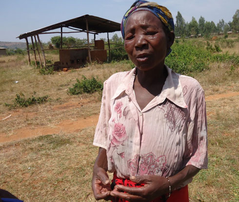 Mukamunana arasaba ko yafashwa no kuva muri nyakatsi yo ku buriri.