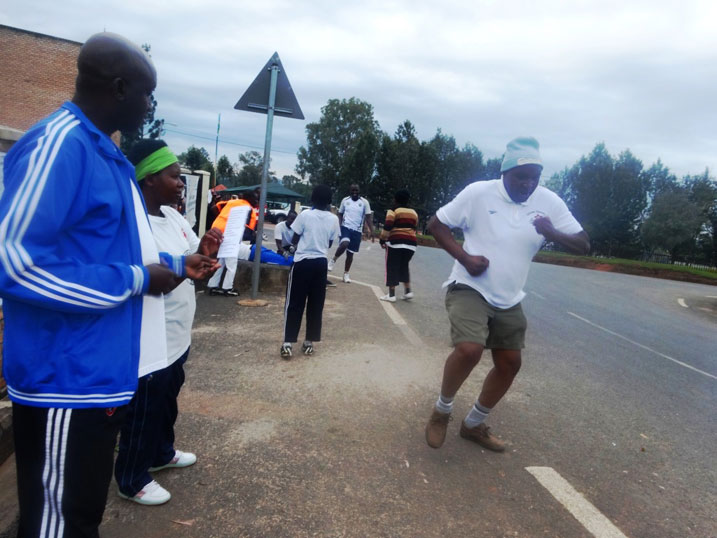 Mundanikure Simeon wambaye ingofero ati Sport ni nziza kuri buri wese cyane abageze mu zabukuru.