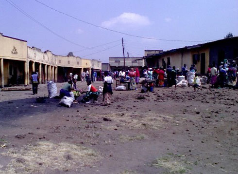 Muri santere ya Kidaho hacururiza abantu benshi bakabura aho biherera.