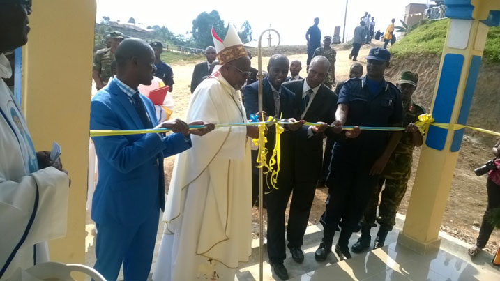 Musenyeri Alexis Habiyambere wa Diyosezi ya Nyundo ni we wayifunguye ku mugaragaro.