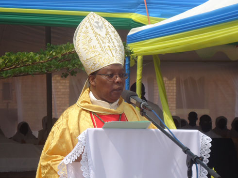 Musenyeri Filipo Rukamba, umushumba wa Diyosezi ya Butare.