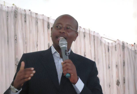 Ministiri James Musoni wa MINALOC, asaba abayobozi b