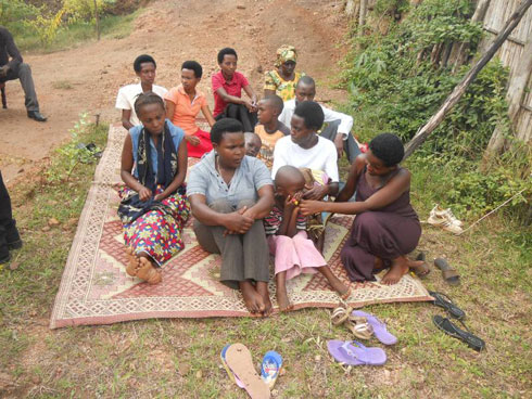 Bamwe mu bana birera basuwe na komisiyo y