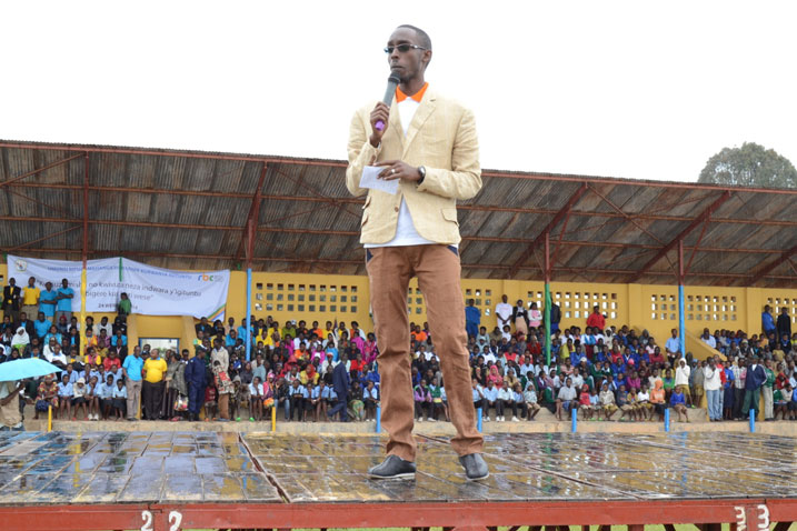 Ndayishimiye atanga ubuhamya bw'ukuntu igituntu kivurwa kigakira.