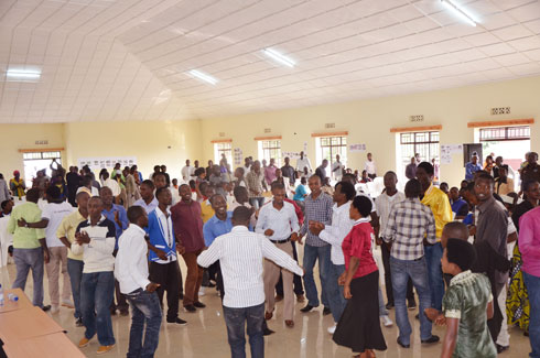 Ndi umunyarwanda yashimishije urubyiruko rwa Rusizi.