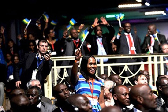 Abanyarwanda bakwiye guhaguruka bose bakongera kwiyubakira igihugu cyashegeshwe n'amateka mabi yatijwe umurindi n'ubuyobozi bubi.