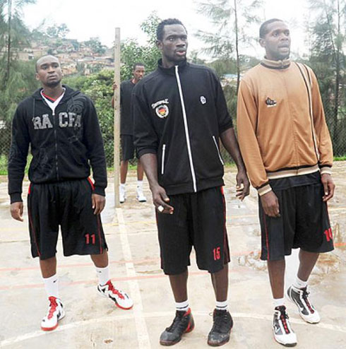 Ngandu Bienvenu (wo hagati wambeye numero 15 ku ikabutura) ni we wahawe igihembo cy'umukinnyi wahize abandi (MVP).