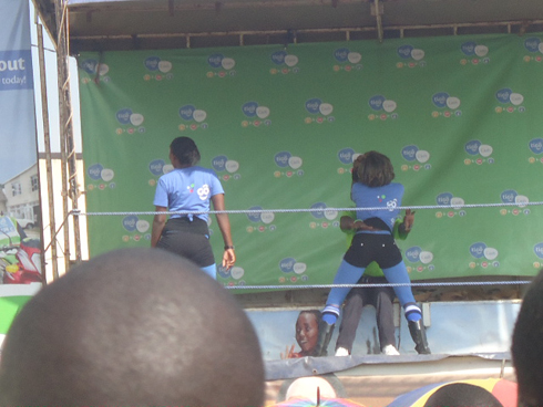 Ngo iyi mibyinire si iya kinyarwanda