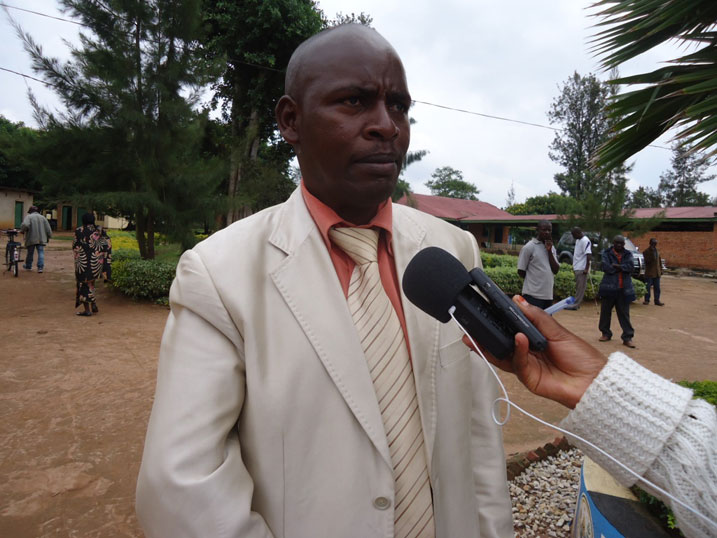 Niyomugabo Romalisi, perezida w'inama y'igihugu y'abantu bafite ubumuga.