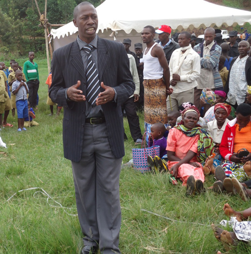 Njyendabanga Jerome, umunyamabanga nshingwabikorwa w'umurenge wa Rubaya.