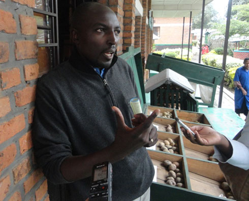 Noel Ujeneza, impuguke mu bijyanye n