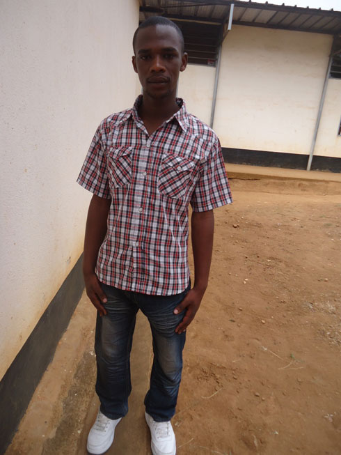 Nsabimana asigaye agenda nta mbago afite.