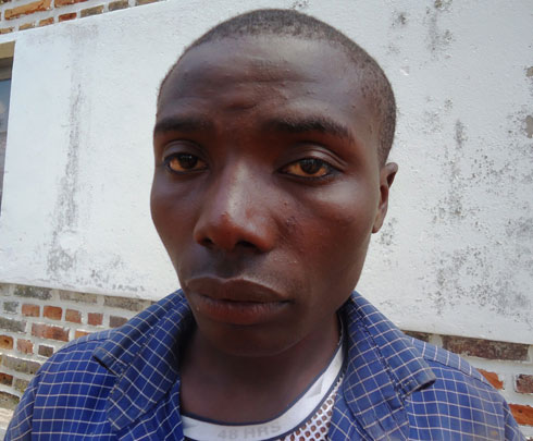 Nsabiyezu yiyemera kwica umusoreakamuca umutwe kugira ngo ahabwe ibihumbi 70 (Foto:L.Nshimiyimana).