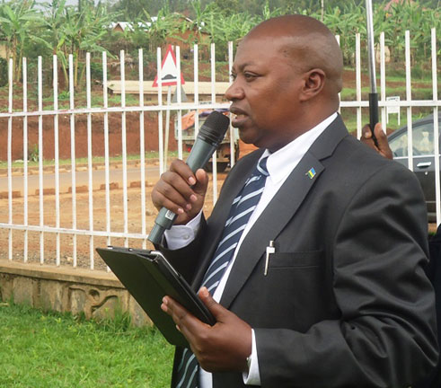Guverineri w'Uburengerazuba Kabahizi yasabye Nyamasheke gukomeza umurava