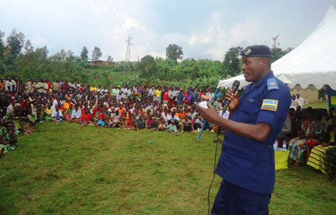 Umuyobozi wa polisi mu karere ka Nyamasheke yasabye abaturage kurwanya ibiyobyabwenge