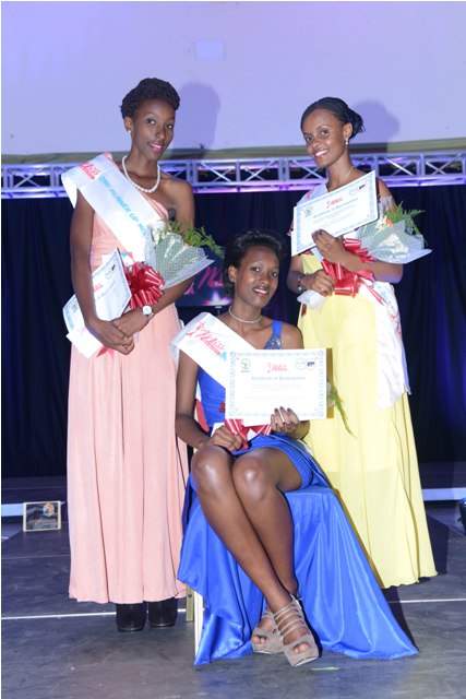 Nyampinga w'intara y'uburengarazuba n'ibisonga bye.