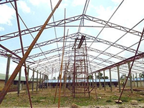 Uburyo iri soko ryubatswemo ngo bushobora gufungisha abatari bacye.