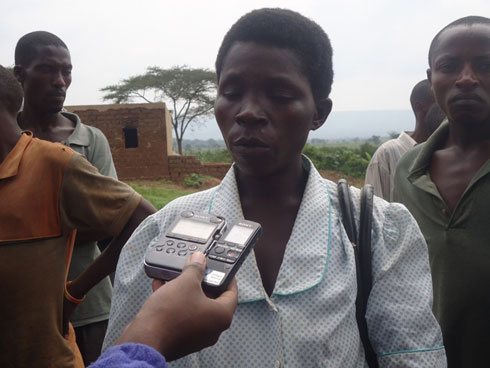 Nyiramana Philomene ni umwe mu bakubiswe n'abo bashumba.