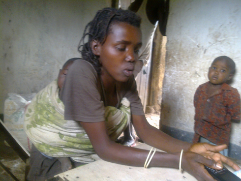 Nyiri inka avuga ko ategereje ko hari ikibazo kizayibaho akabona kujya kurega.