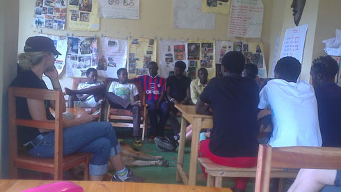 Nyuma y'imyitozo bigishwaga icyongereza nka rumwe mu ndimi zizabafasha mu masiganwa mpuzamahanga.