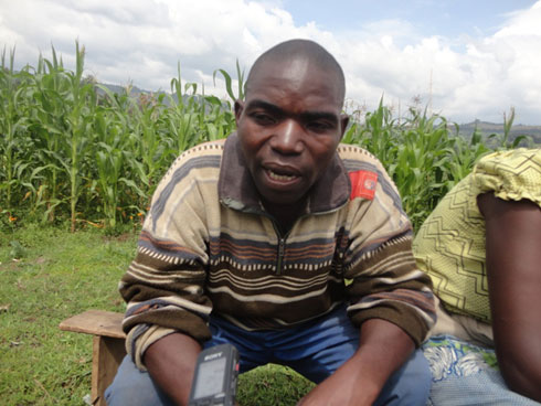 Nsengiyumva ngo afata kimwe abamugana atitaye ku bwoko.