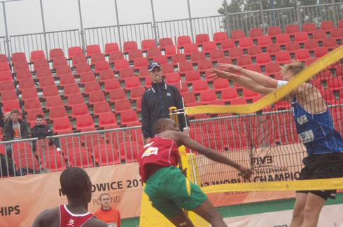 Olivier Ntagengwa asatira ubwo bakinaga n'Ubudage.