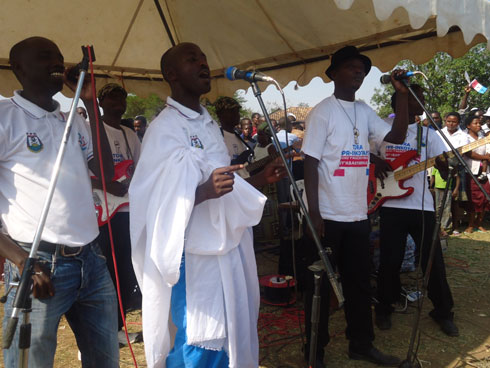 Orchestre imenyerewe mu mijyi wa Nyanza irimo gususurutsa iyi kampanyi.