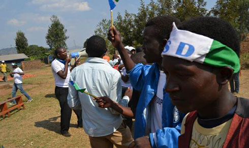 Baririmbaga bavuga imigabo n'imigambi ya PSD.