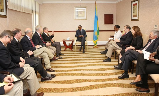 Perzida Kagame aganira n