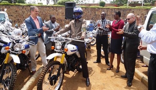 bayobozi barimo Dr Anita Asiimwe/SE(wambaye umukara n