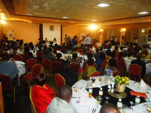 Abanyamuryango ba Pro-femmes Twese Hamwe, mu kwizihiza isabukuru y