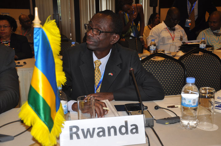 Umwe mu bahagarariye u Rwanda mu nama ihuje Polisi zo mu bihugu byo munsi y'ubutayu bwa Sahara.