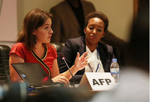 Stephanie Aglietti ukorera ibiro ntaramakuru by'Abafaransa (AFP) abaza Perezida Kagame ikibazo.