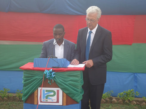 Prof David Hamblin (n'uwamusemuriraga) yavuze ko azakora ibishoboka kugira ngo haboneke ireme ry'uburezi muri iyi kaminuza ayoboye.