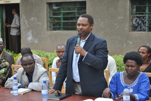 Umuyobozi mukuru wa RGB, Prof. Shyaka Anastase hamwe n