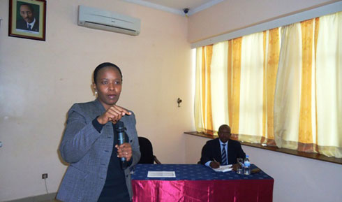 Abayobozi ba RDB mu nama n'abahagarariye u Rwanda mu mahanga bashinzwe kureshya ishoramari.